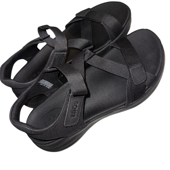 Taos Footwear Super Z Black Sandals in size 10 - Picture 4 of 6